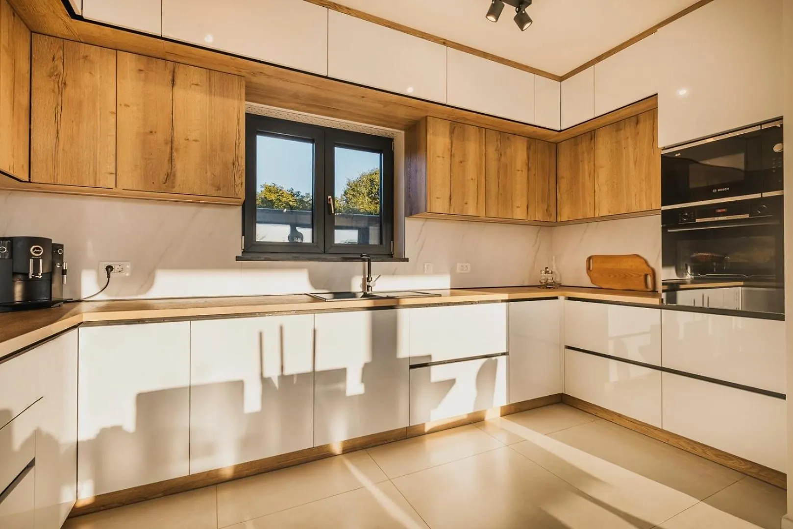 Beautiful Villa Angelina With Private Pool And Sauna Kaštelir