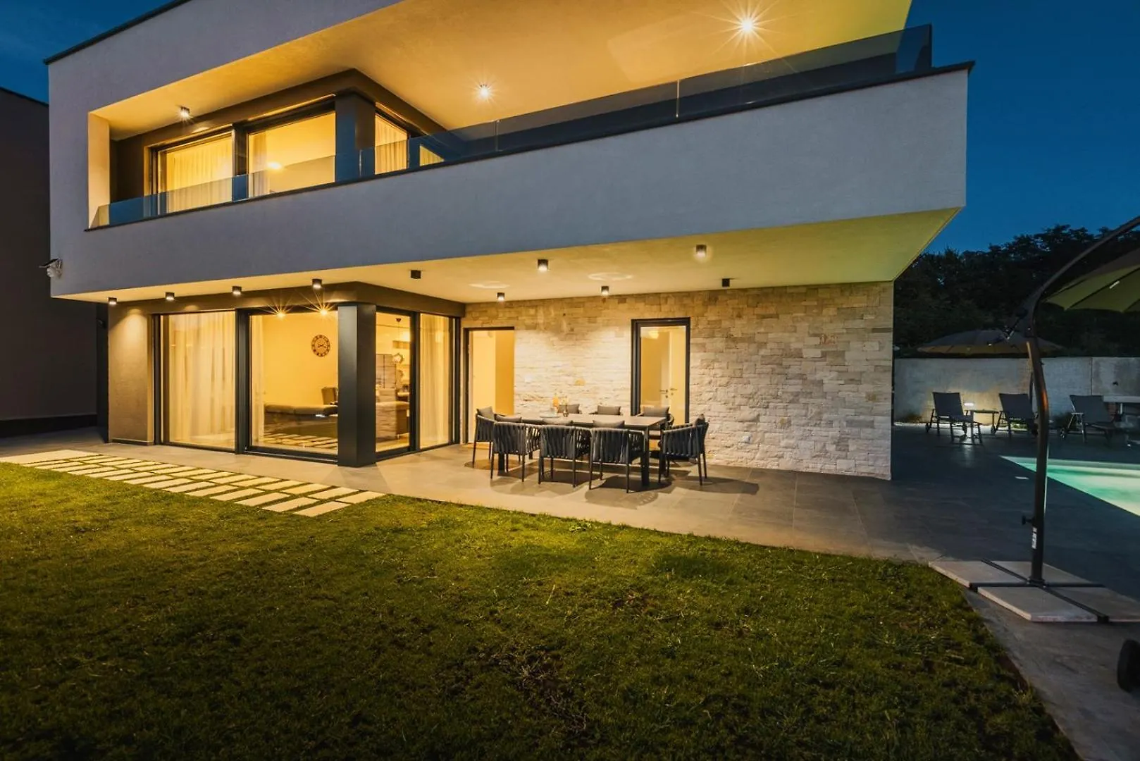 Beautiful Villa Angelina With Private Pool And Sauna Kaštelir 0*,  Κροατία