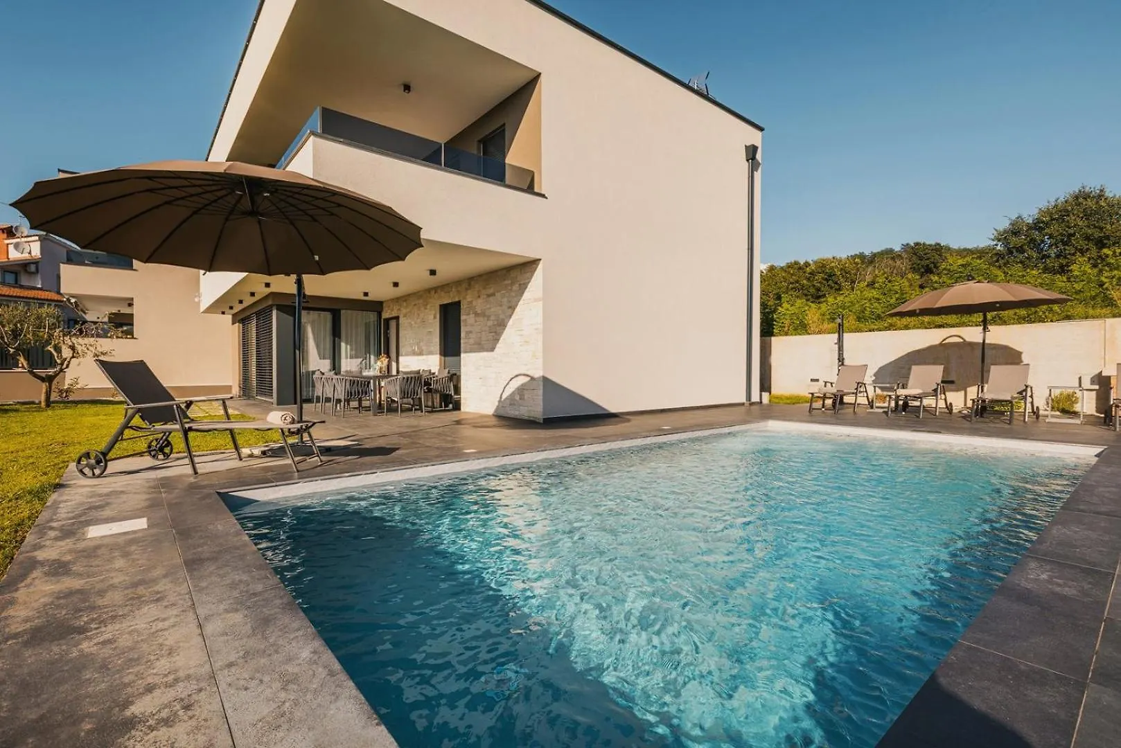 Beautiful Villa Angelina With Private Pool And Sauna Kaštelir